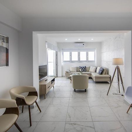 Larnaca Finikoudes Suite Ngoại thất bức ảnh