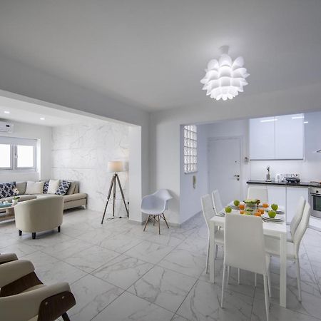 Larnaca Finikoudes Suite Ngoại thất bức ảnh